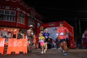 BIB: 1064, 3816
                            <button type="button" onclick="openModal(26226184)" class="btn btn-primary btn-sm float-right btn-popup" data-toggle="modal" data-target=".modal-high-quality">
                        <i class="fas fa-shopping-cart"></i> Add to Cart
                    </button>
                                            <button type="button" onclick="isThisMe(26226184, true)" class="btn btn-success btn-sm float-right btn-popup btn-isme hidden" data-toggle="tooltip" data-placement="bottom" title="นี่คือรูปของคุณใช่ไหม คลิกที่นี่เพื่อเอาเข้าอัลบั้ม">
                        <i class="fas fa-plus"></i> Add to album
                    </button>
                    <button type="button" onclick="isThisMe(26226184, false)" class="btn btn-warning btn-sm float-right btn-popup btn-isnotme hidden">
                        <i class="fas fa-ban"></i> Remove from album
                    </button>